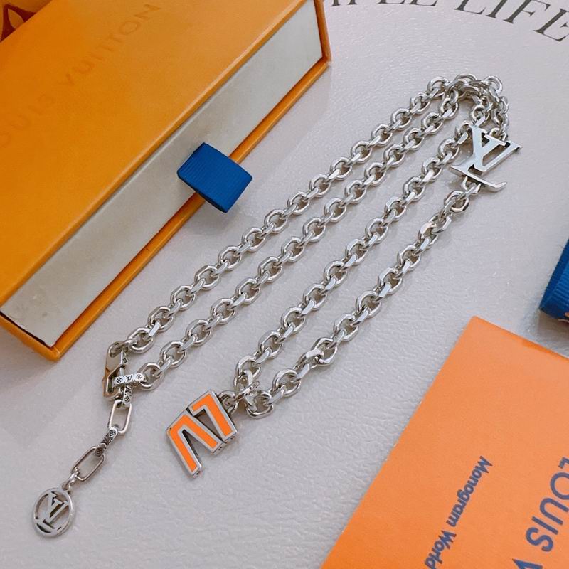 LV Necklace 11yxx120